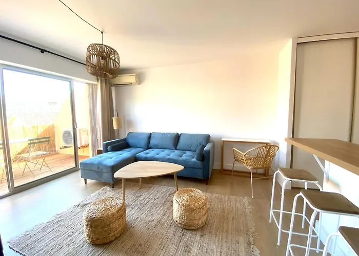 Superbe T2 Equipe Proche Centre Avec Parking * Ajaccio (Corsica)
